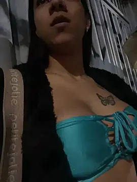 gll3nd4 online show from December 11, 2:19 am