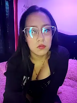 Snapshot of Miia-fox chatting on October 15, 3:31 pm Miia-fox online show from October 15, 3:31 pm