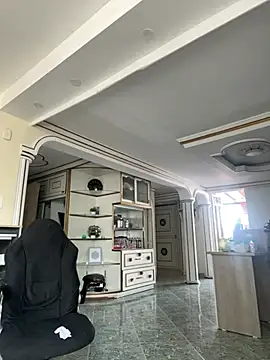 Hot beauty   online show from March 1, 5:35 pm