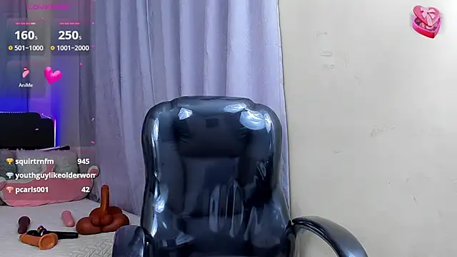 Snapshot of Hot_beauty__ chatting on March 12, 6:51 am Hot beauty online show from March 12, 6:51 am