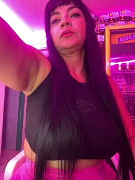 Hot beauty   online show from April 15, 3:56 am