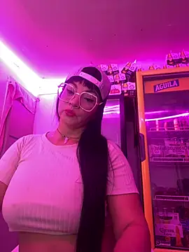 Hot beauty   online show from February 19, 3:14 am