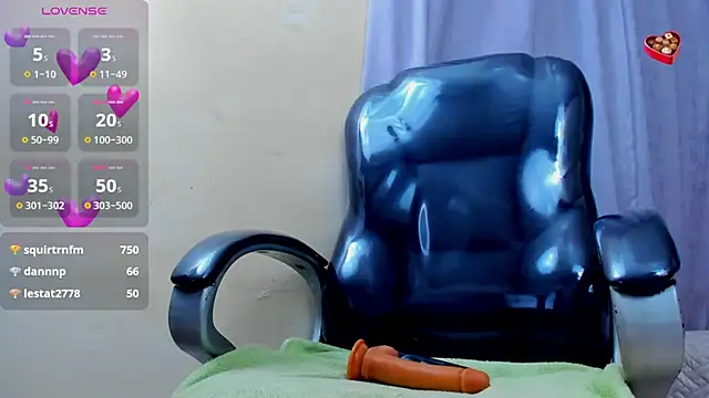 Snapshot of Hot_beauty__ chatting on March 14, 5:59 am Hot beauty online show from March 14, 5:59 am