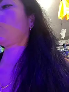 Snapshot of Hot_beauty__ chatting on October 18, 3:52 am Hot beauty online show from October 18, 3:52 am