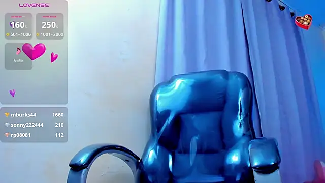 Snapshot of Hot_beauty__ chatting on March 2, 9:43 am Hot beauty online show from March 2, 9:43 am