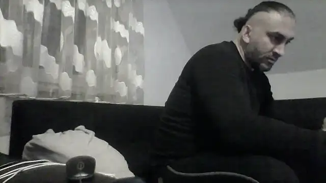 Snapshot of NewyorkDimi chatting on March 21, 1:56 am NewyorkDimi online show from March 21, 1:56 am