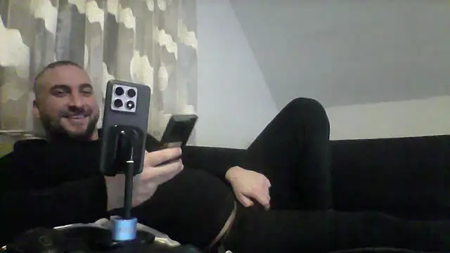 Snapshot of NewyorkDimi chatting on March 21, 5:00 am NewyorkDimi online show from March 21, 5:00 am