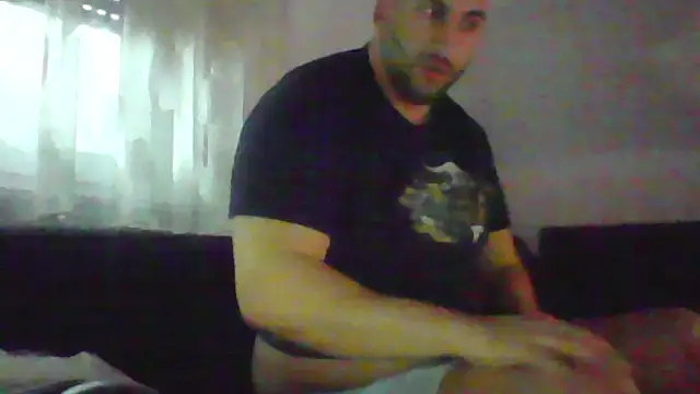 Snapshot of NewyorkDimi chatting on February 17, 11:54 pm NewyorkDimi online show from February 17, 11:54 pm