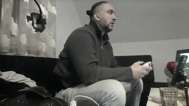 NewyorkDimi online show from December 3, 1:06 am