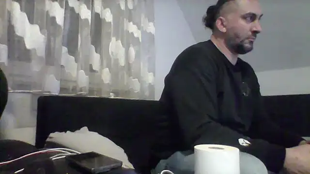Snapshot of NewyorkDimi chatting on March 19, 2:59 am NewyorkDimi online show from March 19, 2:59 am