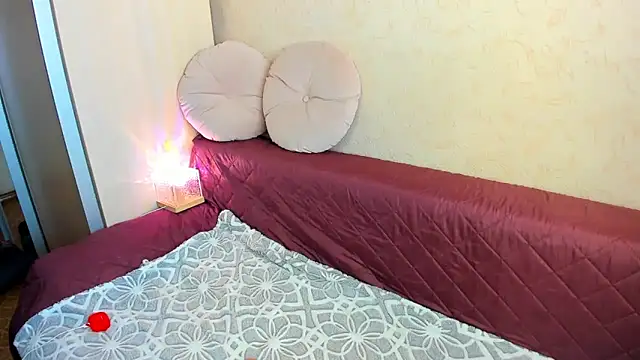 MelodyOfLovee online show from March 27, 5:27 am