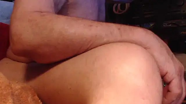 DREAMZ420 online show from November 20, 9:15 pm