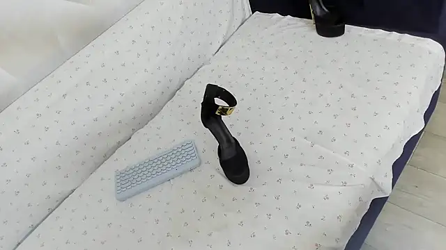 Sweet Lanaaaaa online show from October 23, 8:18 pm