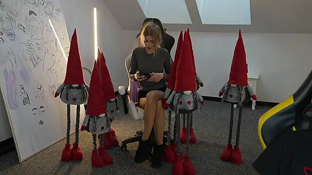 Snapshot of Stacy054 chatting on November 6, 11:58 am Stacy054 online show from November 6, 11:58 am