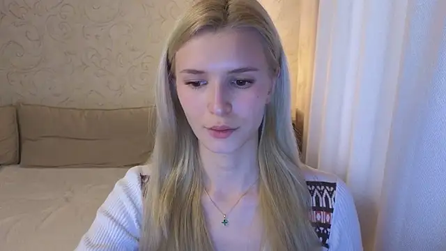 elsa limerence online show from May 30, 3:17 pm