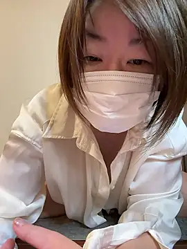 Yukimi- online show from December 16, 1:26 pm