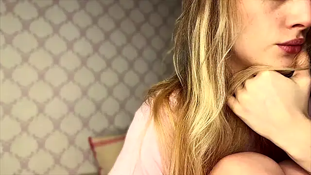 Evvie Summn1 online show from March 29, 2:41 pm