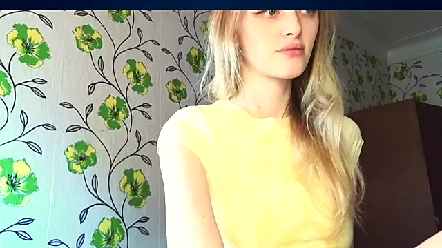 Evvie Summn1 online show from May 23, 2:27 pm