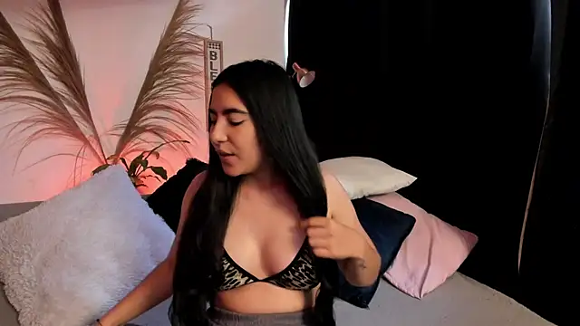 Serenity Day online show from October 6, 10:10 pm