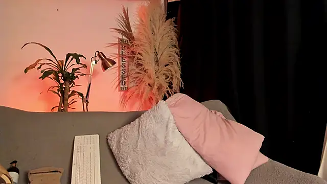 Serenity Day online show from February 19, 1:57 am