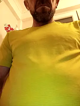 Snapshot of jonyfree1978 chatting on November 4, 11:30 pm jonyfree1978 online show from November 4, 11:30 pm