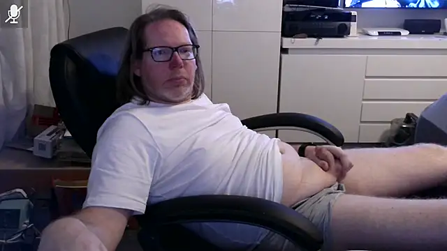 VSteph online show from February 25, 8:19 pm