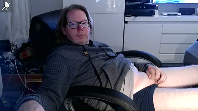 VSteph online show from November 9, 9:19 pm