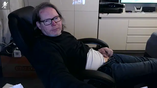 VSteph online show from April 14, 8:14 pm