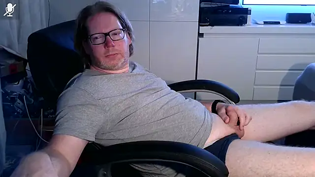 VSteph online show from September 28, 7:43 pm