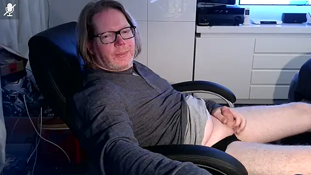 VSteph online show from October 6, 7:03 pm