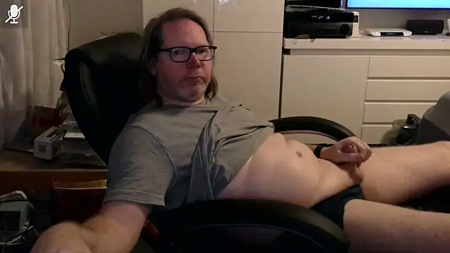 VSteph online show from February 19, 9:12 pm