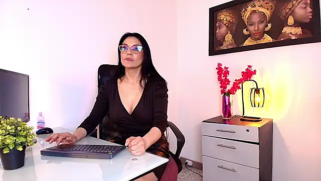 Zuzana21 online show from October 20, 1:11 pm