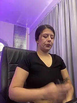 liss black online show from March 19, 3:50 am