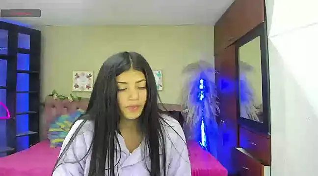 Lia Keen online show from March 6, 8:16 pm