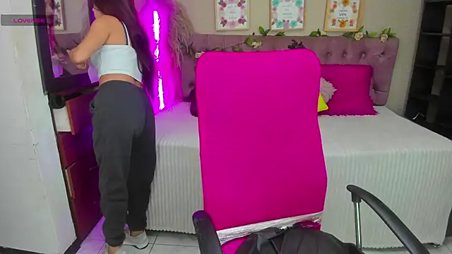 Lia Keen online show from November 22, 12:59 pm