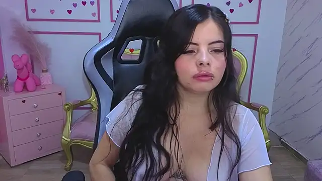 Snapshot of Chinatsu_t chatting on June 6, 1:05 pm Chinatsu t online show from June 6, 1:05 pm