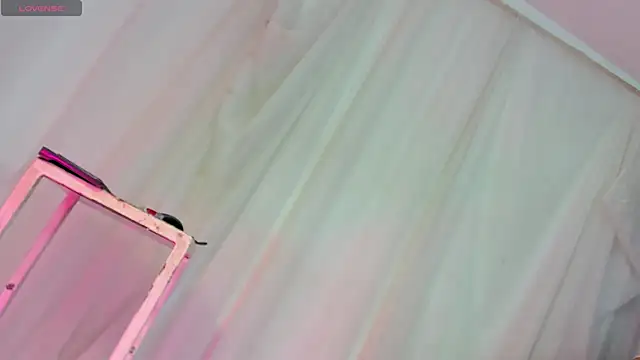 Itsme Daniela online show from March 24, 3:23 pm