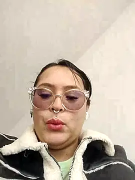 Snapshot of ambar_07 chatting on March 8, 3:13 pm ambar 07 online show from March 8, 3:13 pm
