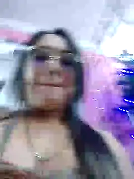 Snapshot of ambar_07 chatting on December 30, 8:47 pm ambar 07 online show from December 30, 8:47 pm