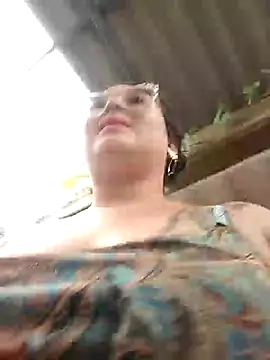 Snapshot of ambar_07 chatting on March 18, 2:28 pm ambar 07 online show from March 18, 2:28 pm