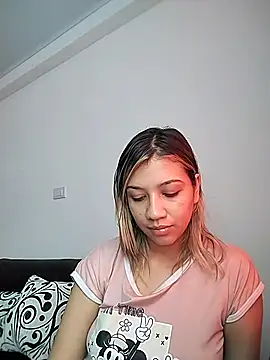 Snapshot of nina_carther chatting on March 19, 1:29 pm nina carther online show from March 19, 1:29 pm