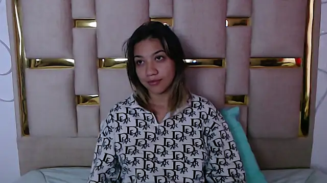 Snapshot of nina_carther chatting on October 12, 11:11 am nina carther online show from October 12, 11:11 am