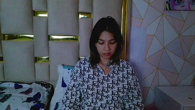 nina carther online show from December 20, 11:02 am