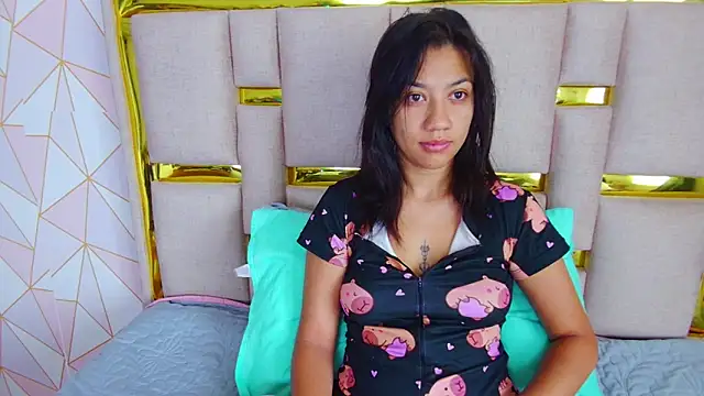 nina carther online show from May 3, 11:04 am