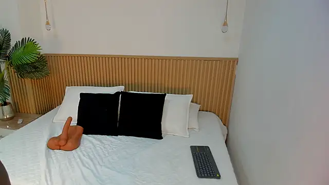 Snapshot of Jasmin_evano29 chatting on June 5, 5:18 pm Jasmin evano29 online show from June 5, 5:18 pm