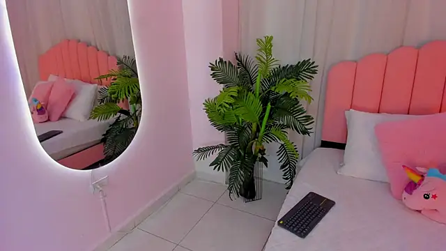 Snapshot of Jasmin_evano29 chatting on June 9, 5:36 pm Jasmin evano29 online show from June 9, 5:36 pm