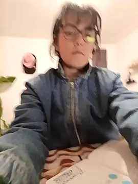 Tiramisu89 online show from February 26, 1:27 am