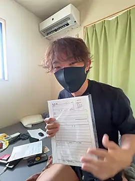 UKI06 online show from March 17, 2:25 am