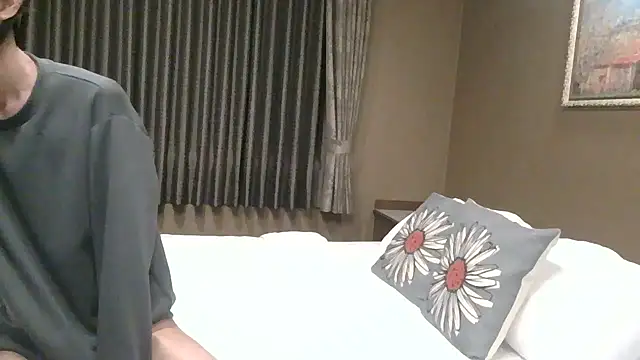 UKI06 online show from March 18, 9:01 am