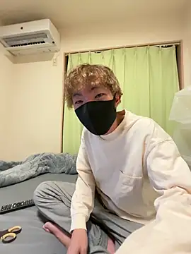 UKI06 online show from February 21, 3:25 pm